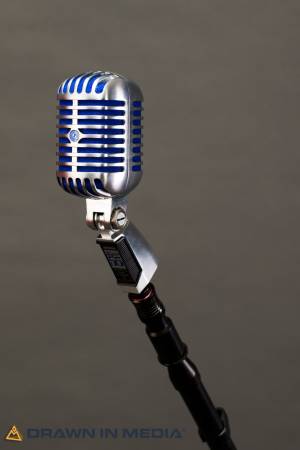 A Shure Super 55 microphone in Chrome and Blue